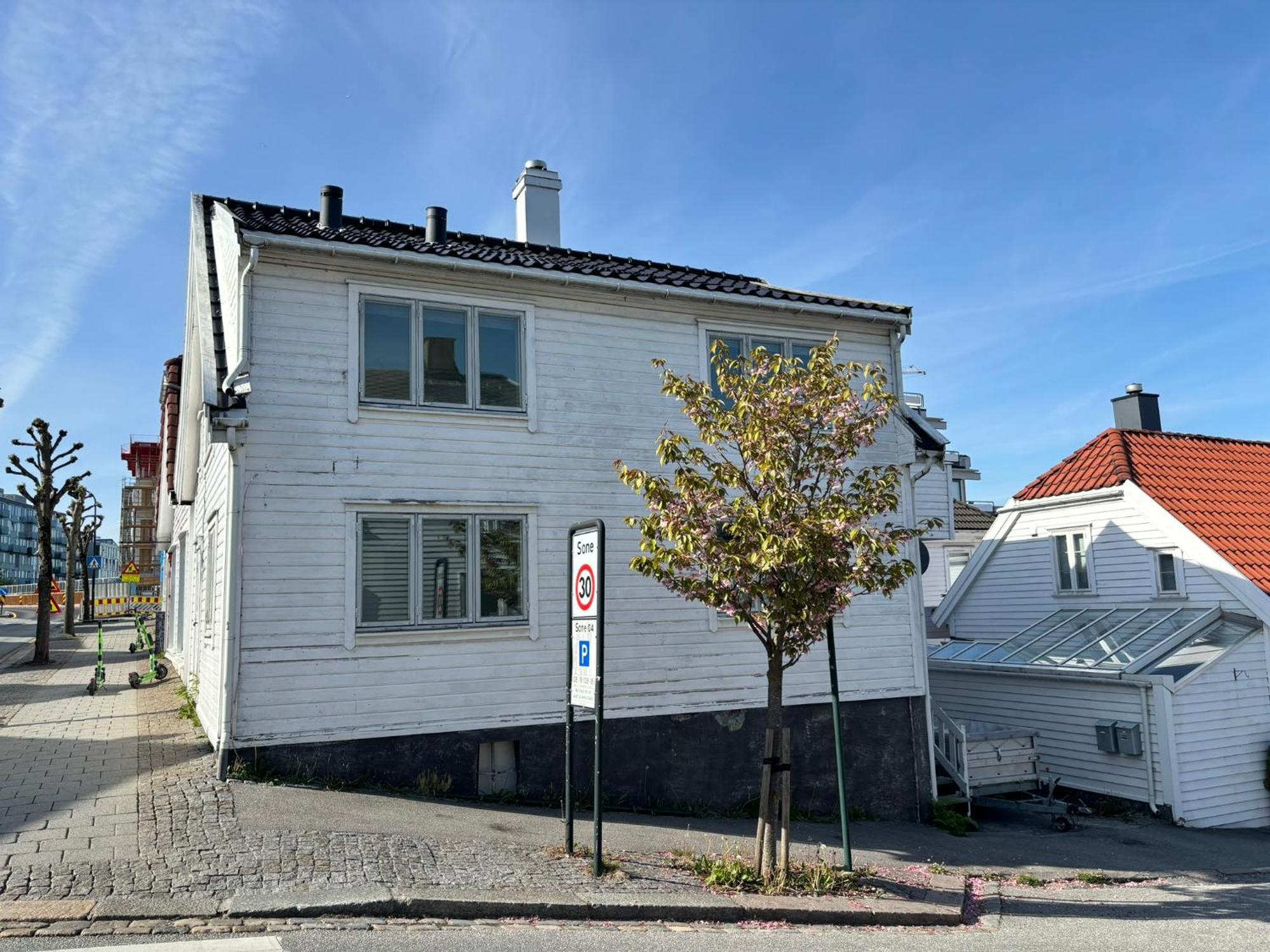 Romslig I Sentrum Med Egen Takterrasse *